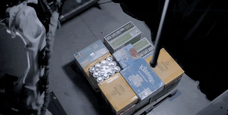 Plus One Robotics // De-Palletizing Solutions: Mixed Pallet